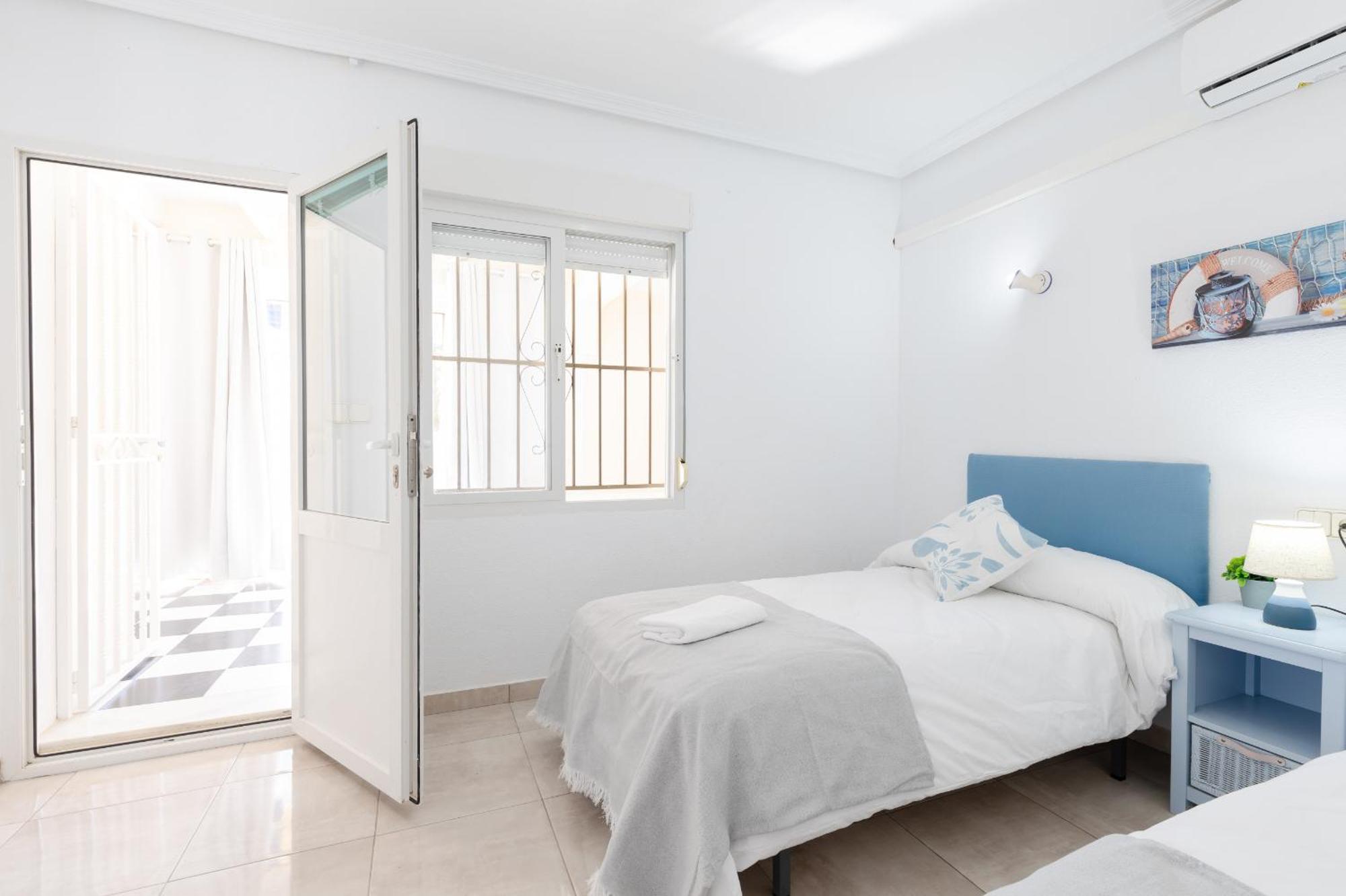 Fidalsa Grand Mediterranean Beachfront Vila Playa Flamenca Exterior foto