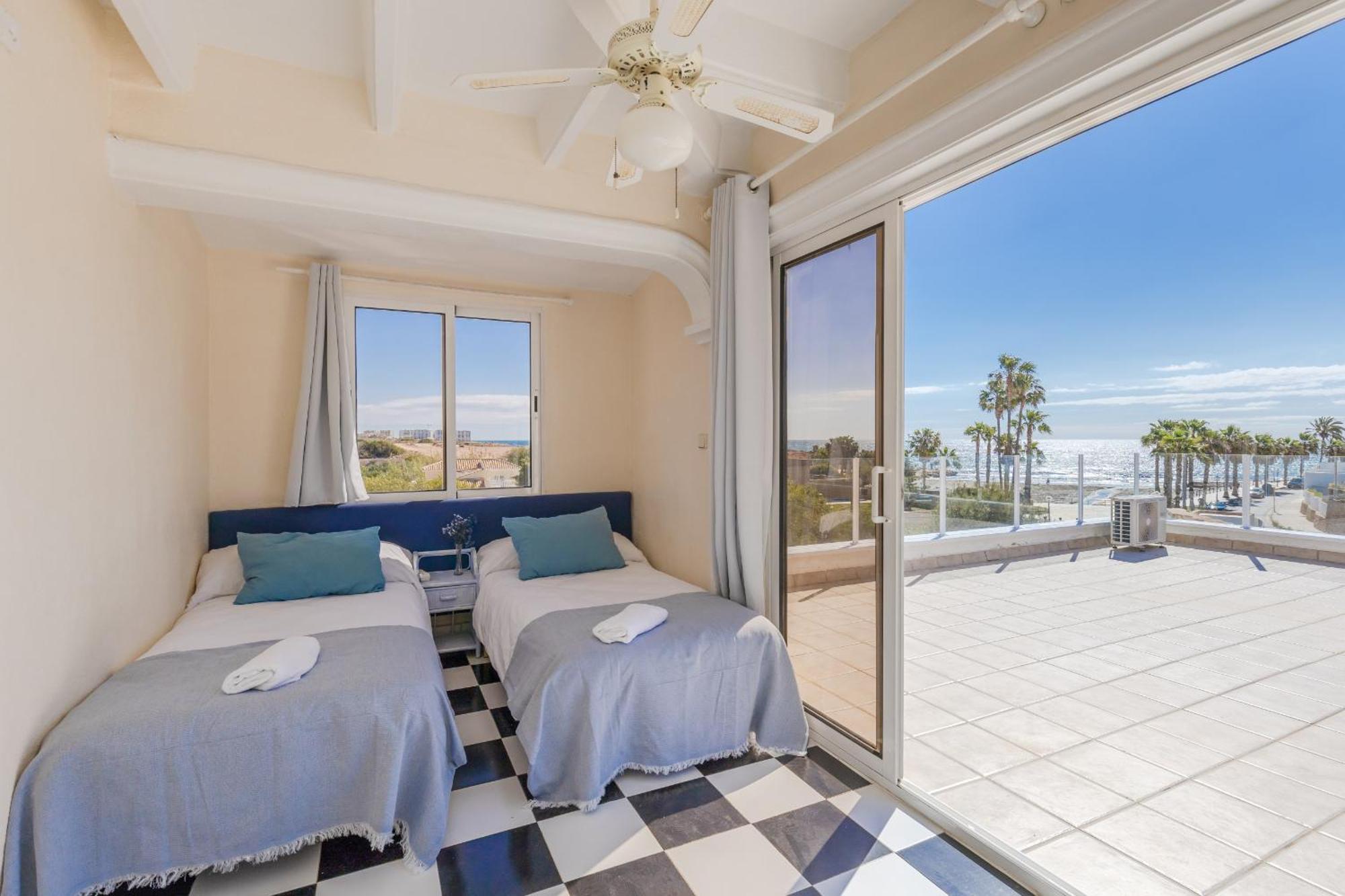 Fidalsa Grand Mediterranean Beachfront Vila Playa Flamenca Exterior foto