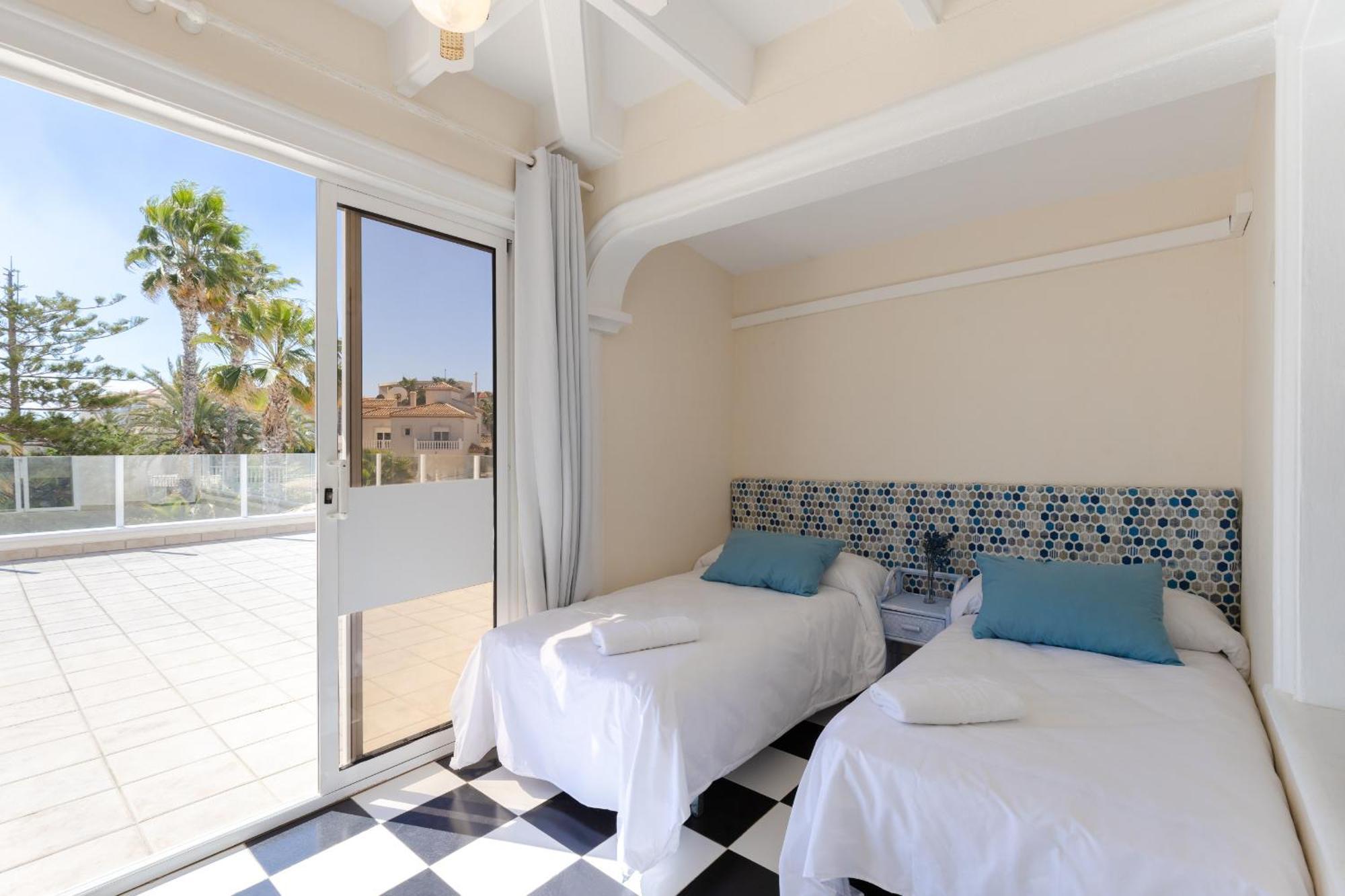 Fidalsa Grand Mediterranean Beachfront Vila Playa Flamenca Exterior foto
